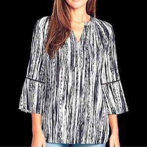 NWT Gloria Vanderbilt Black & White Blouse Size Small